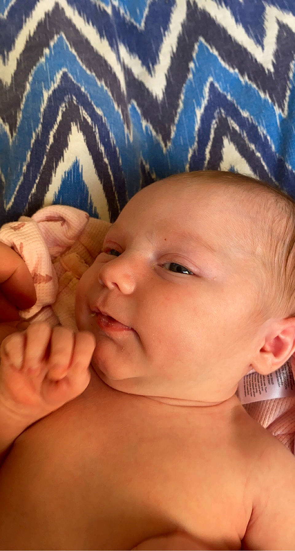 Magnolia is registered to the contest to win money with this photo: arm, cheek, chin, eye, eyebrow, eyelash, facial_expression, forehead, hand, head, human, human_body, lip, mouth, muscle, nose, organ, person, product, skin