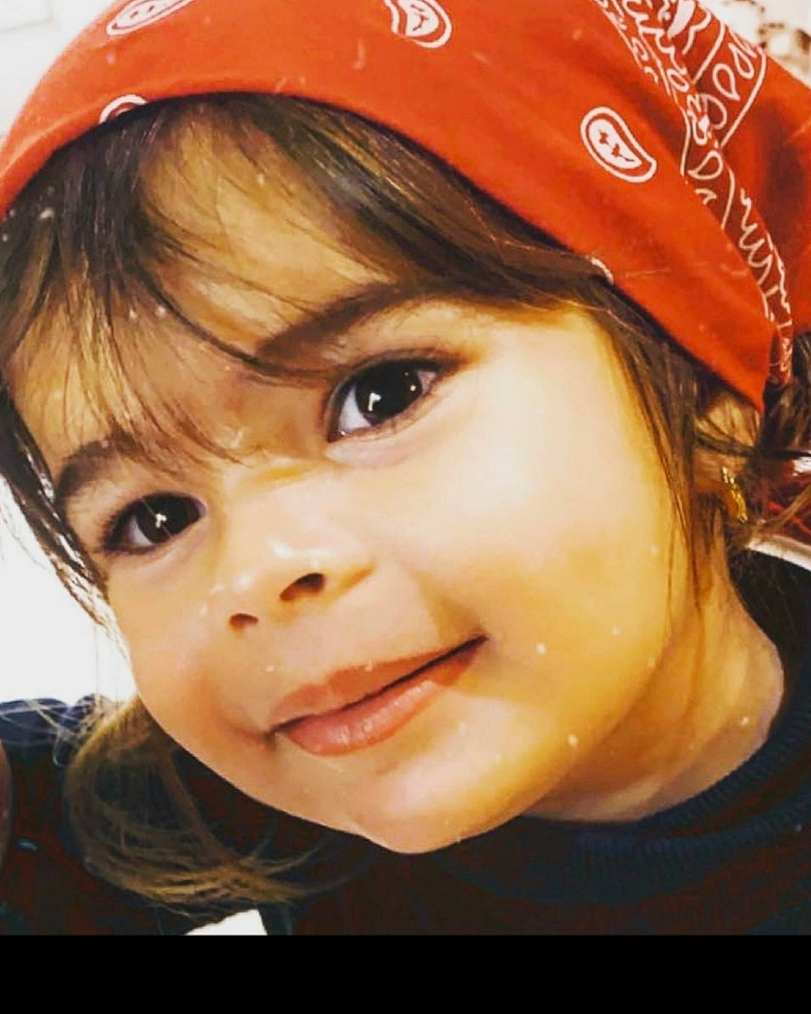 Calyssa participe au concours pour gagner de l'argent avec cette photo : baseball_cap, cap, cheek, chin, cool, eye, eyebrow, eyelash, flash_photography, forehead, fun, happy, headgear, helmet, lip, neck, nose, person, skin, smile