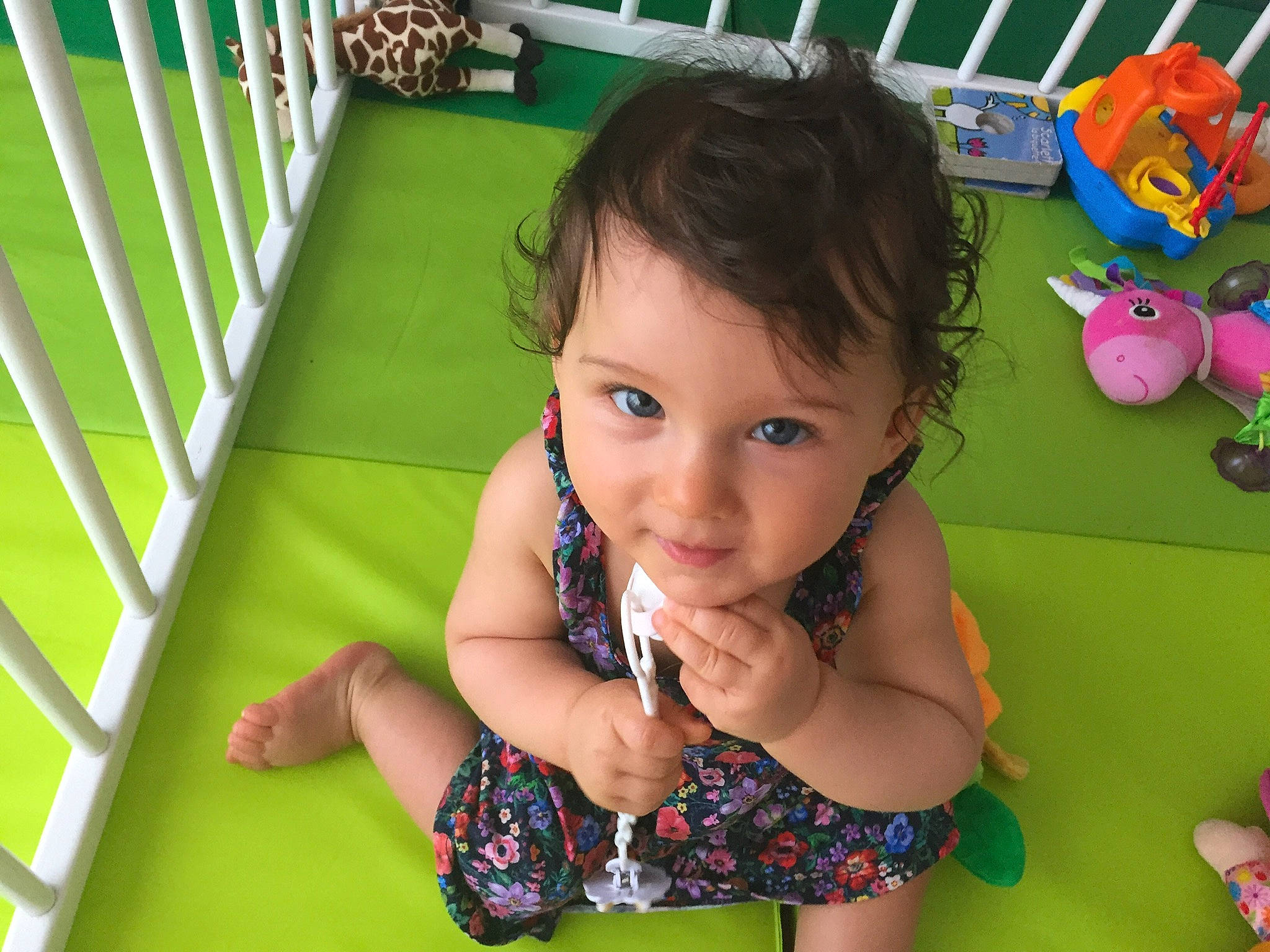 Colombe a rejoint le concours — aidez-le/la à gagner de superbes lots ! baby, baby_toys, child, joy, person, play, toddler