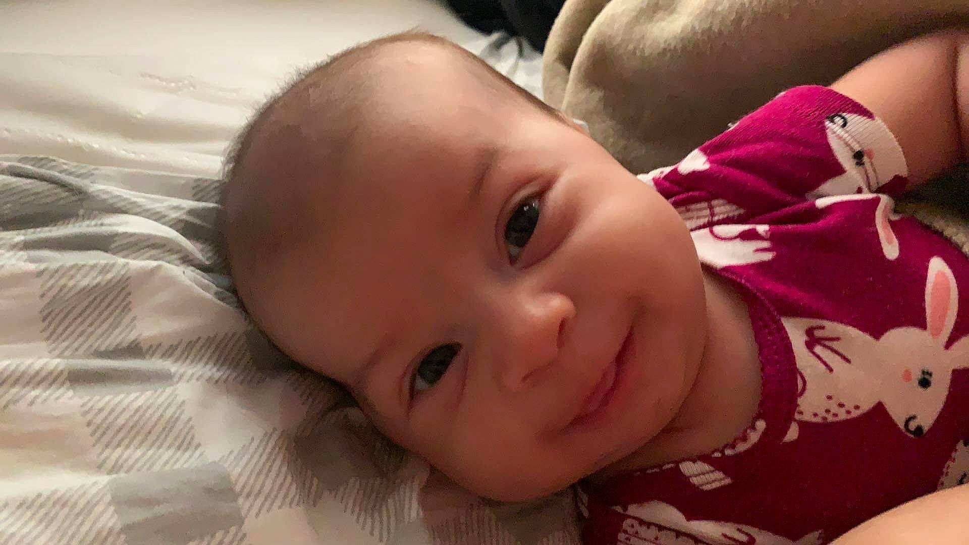 Nayeli is registered to the contest to win money with this photo: baby, cheek, comfort, eye, eyebrow, eyelash, forehead, grass, happy, head, headgear, human_body, iris, joy, lip, mouth, nose, person, plant, skin