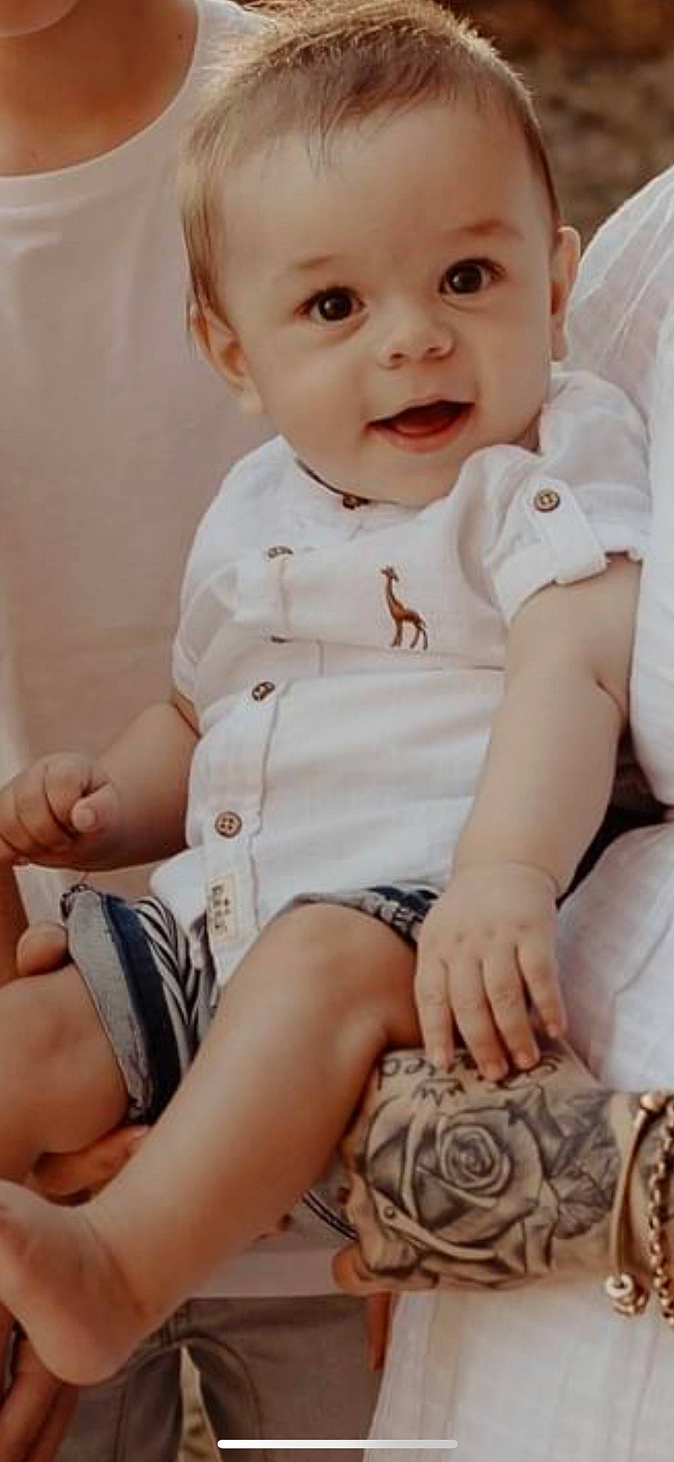 Amari is registered to the contest to win money with this photo: baby, baby_toddler_clothing, beauty, blond, cheek, child, collar, comfort, cool, happy, human_leg, knee, neck, pattern, person, pink, skin, sleeve, thigh, toddler