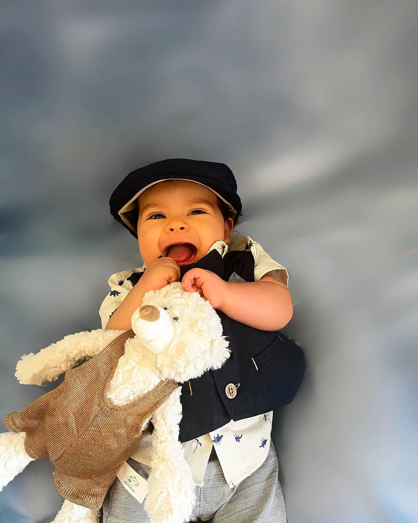 Cyrus is registered to the contest to win money with this photo: baby, baby_toddler_clothing, cap, child, costume_hat, event, fashion_design, flash_photography, fur, gesture, glove, happy, hat, headwear, pattern, person, sleeve, stuffed_toy, toddler, toy