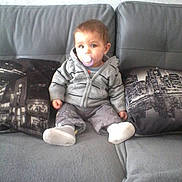 Zakariya participe au concours pour gagner de l'argent avec cette photo :