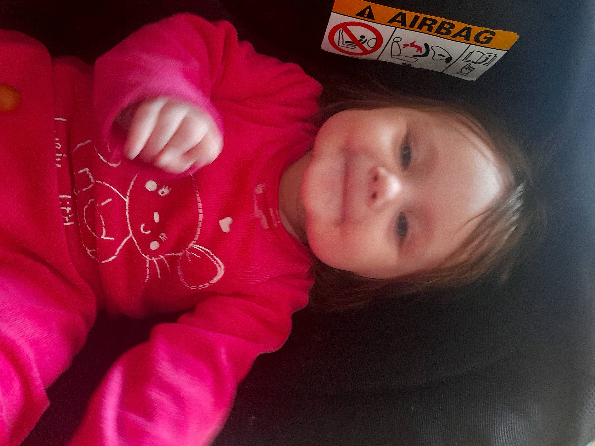 Eva participe au concours pour gagner de l'argent avec cette photo : baby, baby_toddler_clothing, cheek, child, eyelash, happy, joy, lip, magenta, nose, person, pink, skin, sleeve, smile, toddler