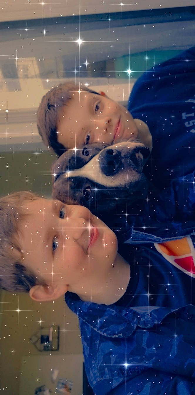 Noa participe au concours pour gagner de l'argent avec cette photo : art, joy, person, space, water