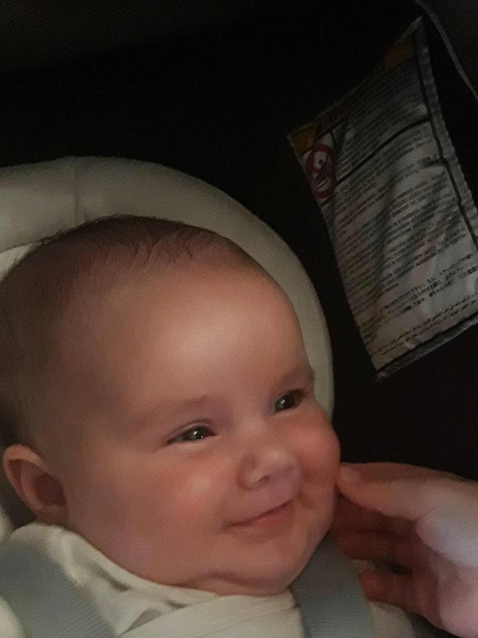 Victoria participe au concours pour gagner de l'argent avec cette photo : baby, cheek, child, chin, ear, eye, eyebrow, face, finger, forehead, head, joy, lip, mouth, nose, person, skin, smile, toddler