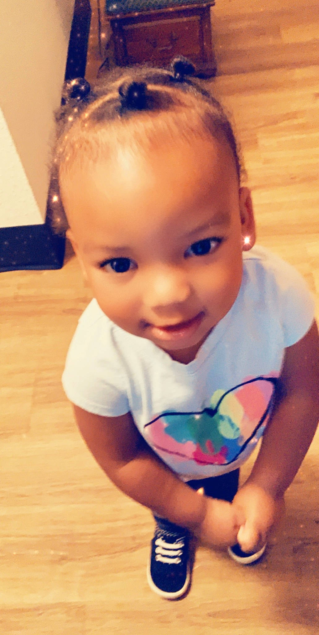 Traniyah is registered to the contest to win money with this photo: baby, cheek, child, cool, face, forehead, hair_accessory, head, joy, lip, nose, person, play, skin, smile, toddler