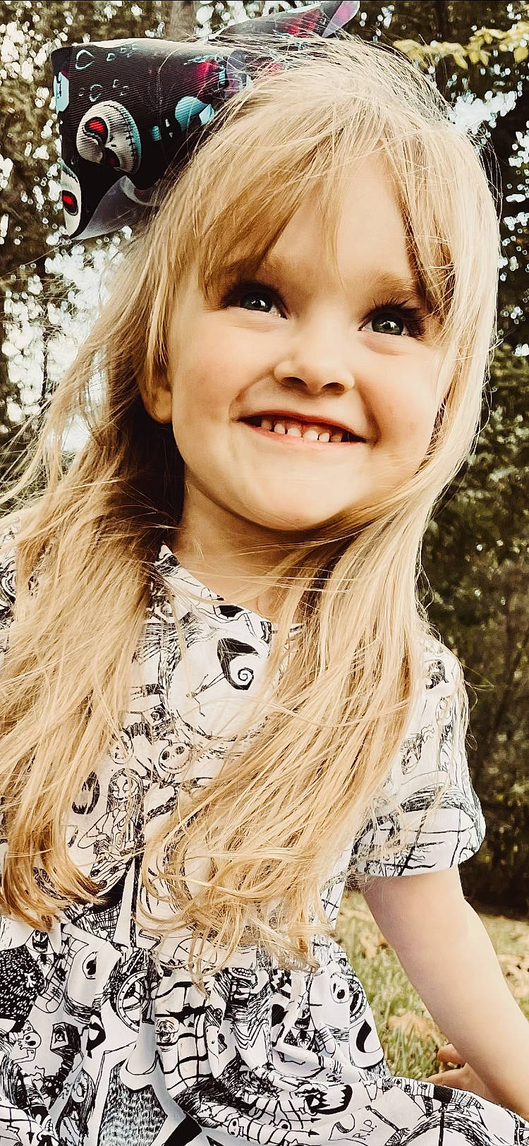Ryleigh is registered to the contest to win money with this photo: bangs, beauty, blond, cheek, eyebrow, eyelash, grass, happy, iris, joy, layered_hair, lip, long_hair, nose, people_in_nature, person, skin, smile, summer, t_shirt