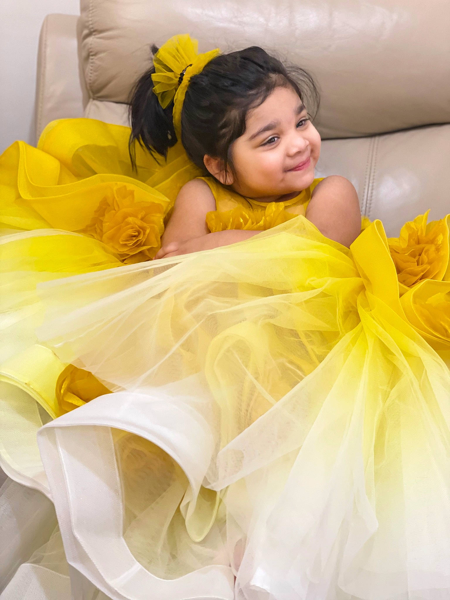 Rianshi is registered to the contest to win money with this photo: arm, bedding, black_hair, child, comfort, couch, dress, eye, face, fashion, flash_photography, furniture, hair, happy, head, joy, leisure, linens, person, textile