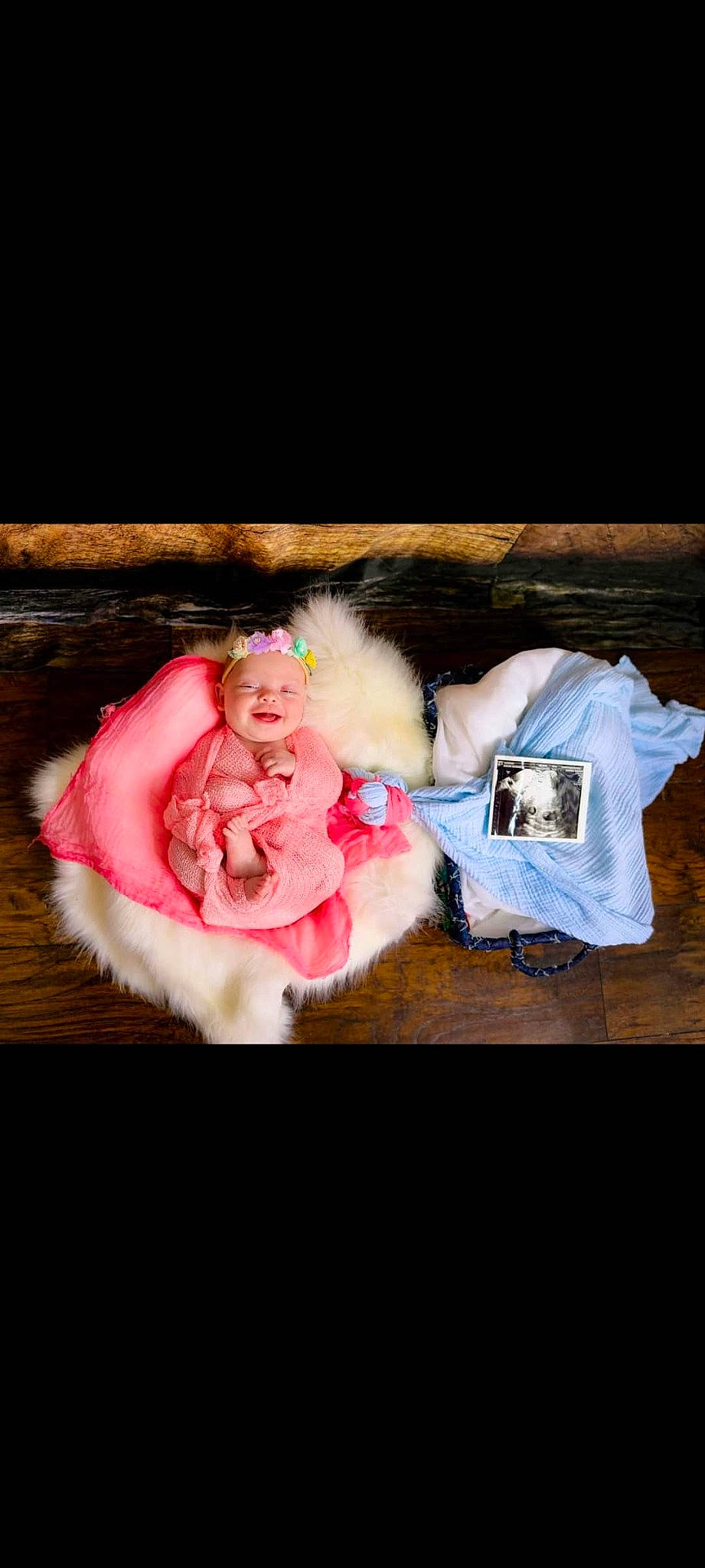 Freya is registered to the contest to win money with this photo: carmine, dress, entertainment, event, fashion_accessory, fashion_design, font, fur, fur_clothing, headpiece, jewellery, joy, magenta, necklace, peach, performing_arts, person, petal, plush, stuffed_toy