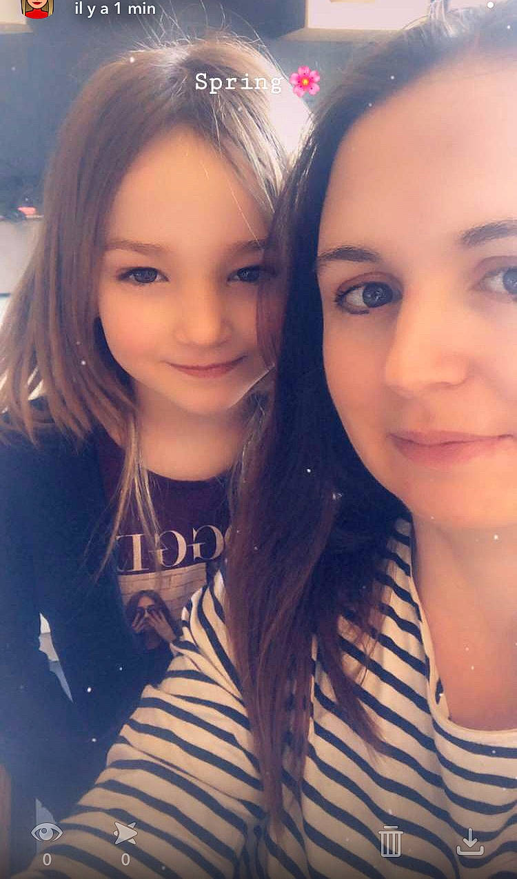 Celeyna a rejoint le concours — aidez-le/la à gagner de superbes lots ! beauty, blond, cheek, cool, eye, eyebrow, face, forehead, friendship, fun, hair, hairstyle, head, joy, lip, long_hair, nose, person, photography, selfie