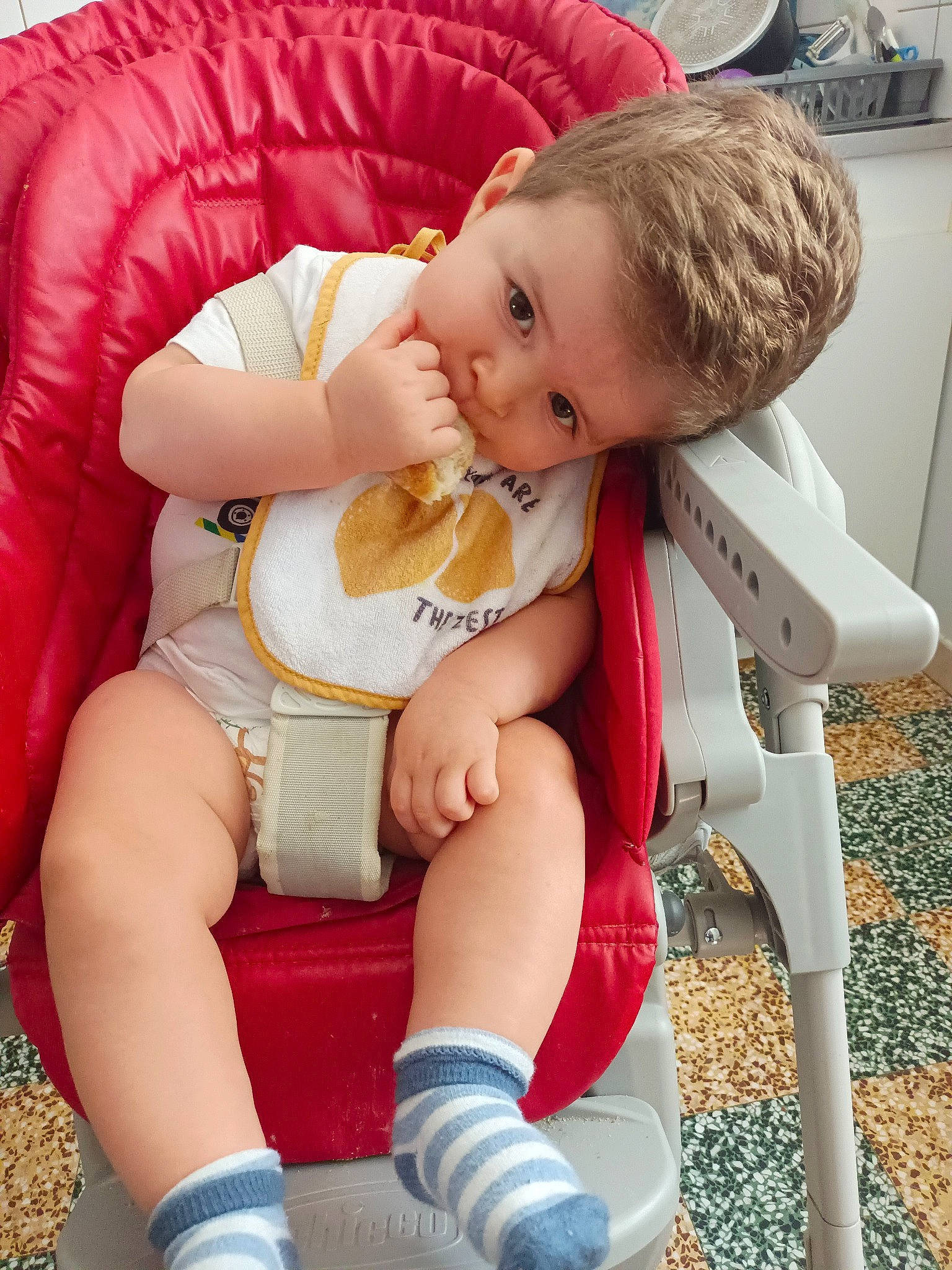 Kameron participe au concours pour gagner de l'argent avec cette photo : abdomen, baby, baby_toddler_clothing, child, comfort, finger, fun, human_leg, joint, knee, lap, leg, mouth, person, shoe, skin, sneakers, sock, thigh, toddler