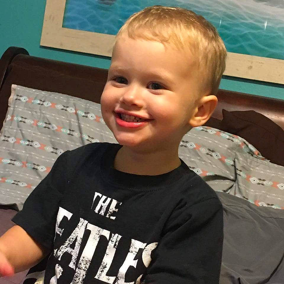 Kohle is registered to the contest to win money with this photo: boy, cheek, child, chin, cool, day, ear, fun, hair, hairstyle, head, joy, person, play, product, smile, toddler