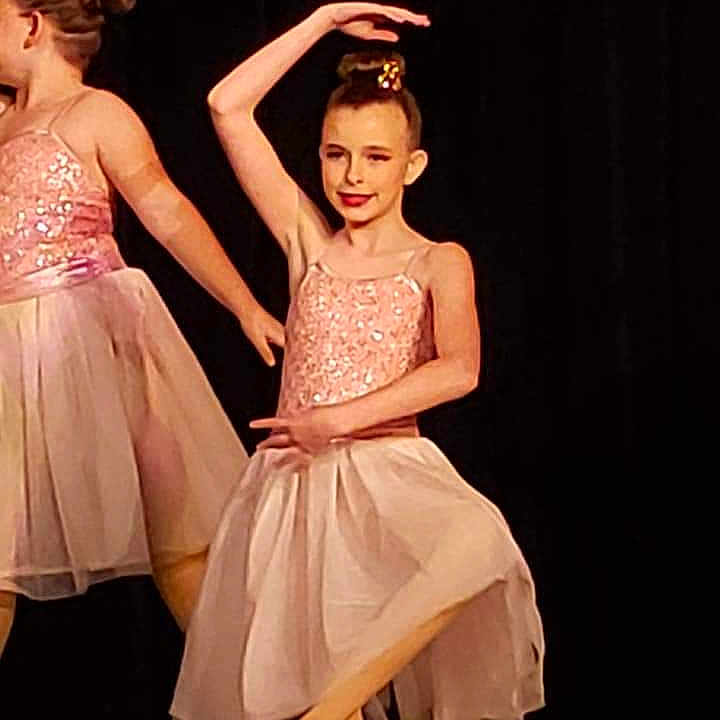 Avery is registered to the contest to win money with this photo: ballet, choreography, concert_dance, costume_design, dance, dancer, dress, entertainment, event, heater, human_body, modern_dance, musical_theatre, performance, performance_art, performing_arts, scene, stage