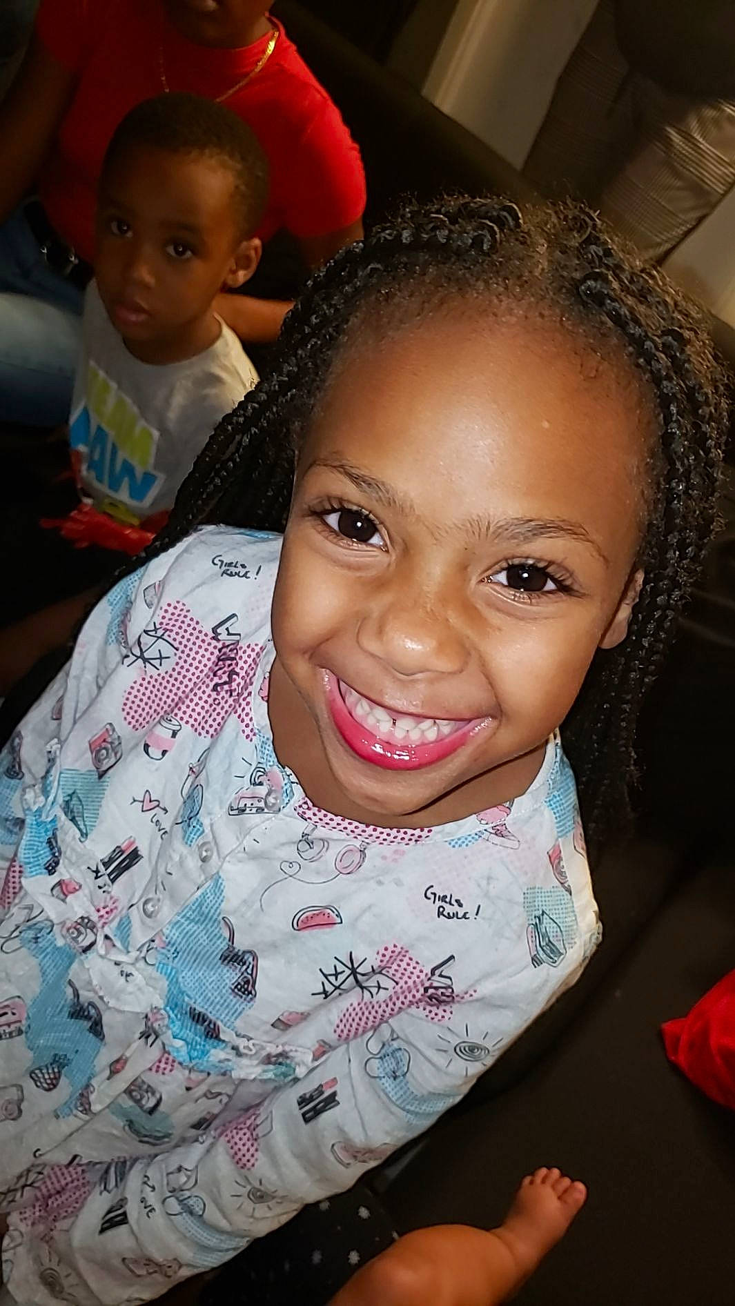 Aliyah participe au concours pour gagner de l'argent avec cette photo : black, cheek, chin, ear, eye, eyebrow, eyelash, forehead, hair, hairstyle, happy, head, iris, joy, lip, mouth, nose, organ, person, skin