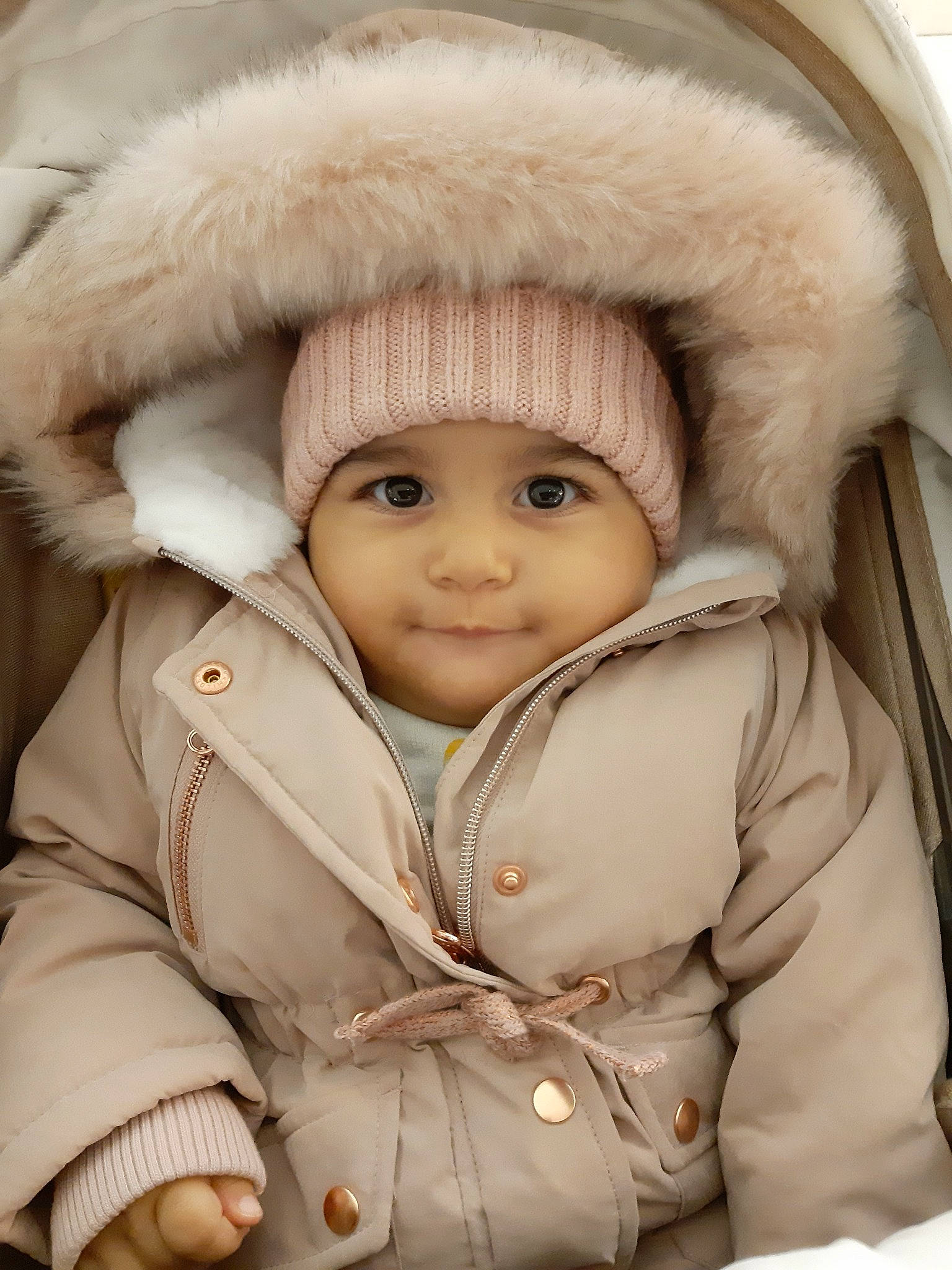 Elka Popova  participe au concours pour gagner de l'argent avec cette photo : baby, beige, cheek, child, fur, fur_clothing, person, skin, toddler