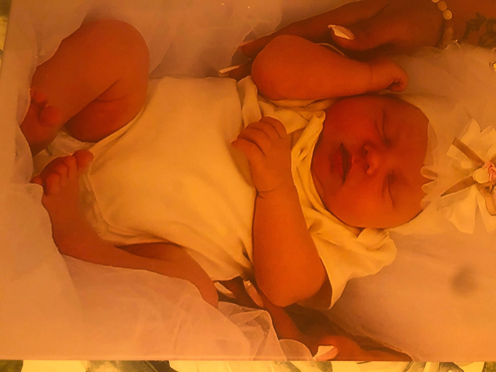 Shelby participe au concours pour gagner de l'argent avec cette photo : arm, baby, bed, cheek, comfort, ear, eye, eyebrow, finger, hand, happy, head, human_body, mouth, muscle, nose, orange, person, skin, textile