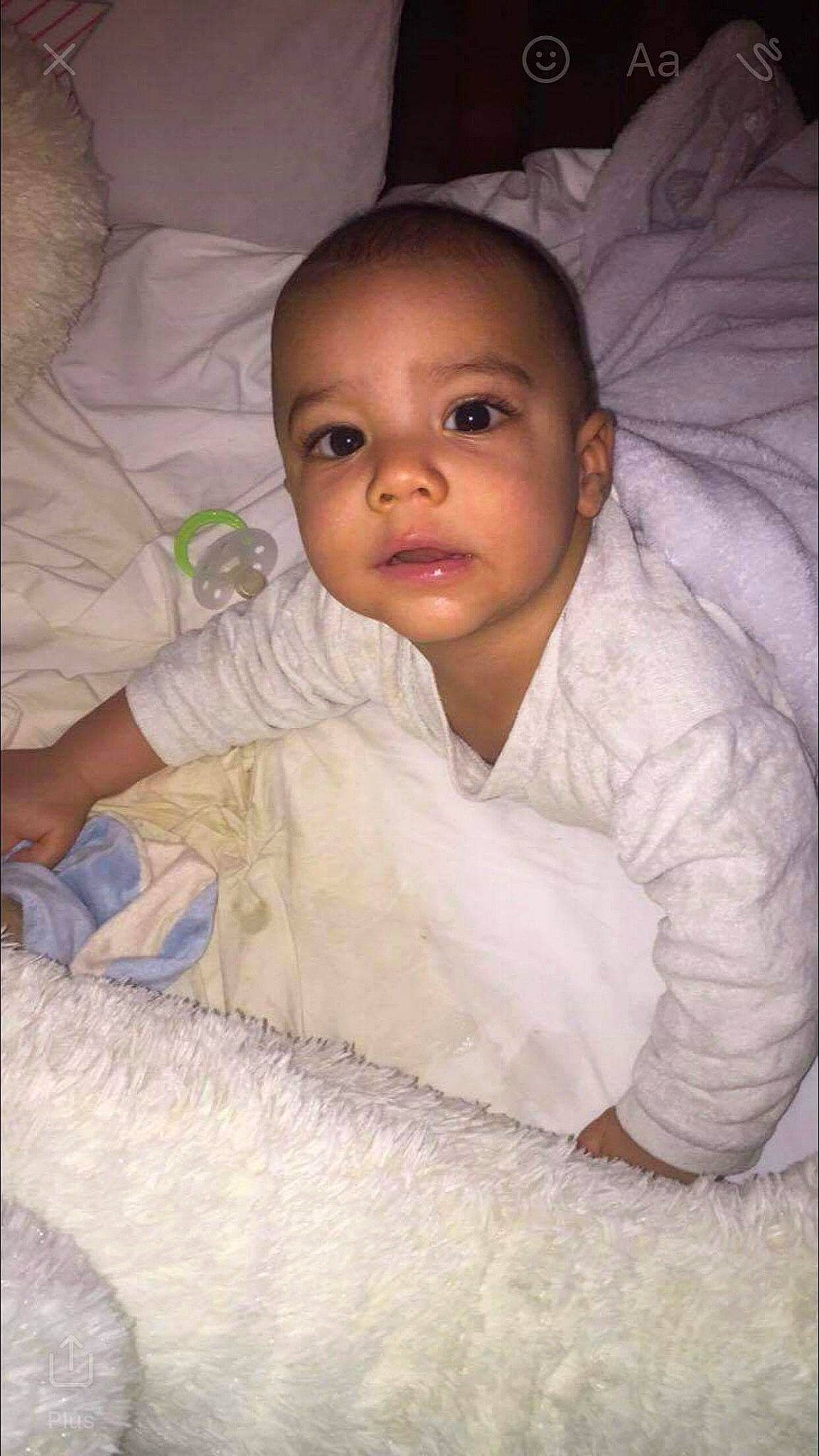 Mayron a rejoint le concours — aidez-le/la à gagner de superbes lots ! baby, cheek, child, eye, eyebrow, face, forehead, head, lip, nose, person, skin, smile, toddler