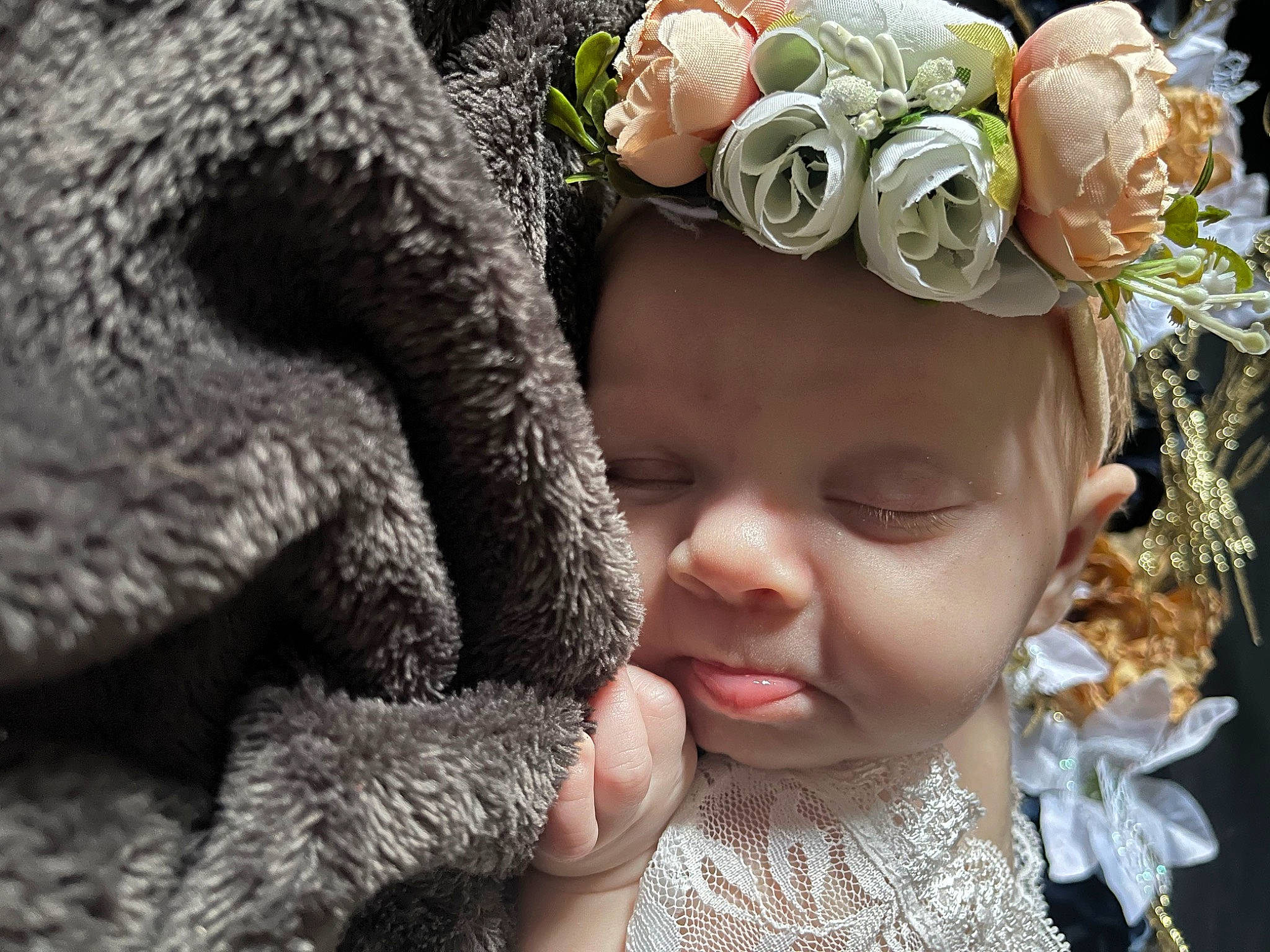 Ember is registered to the contest to win money with this photo: art, baby, cap, child, close_up, eye, fashion_accessory, fawn, glasses, grass, happy, head, headgear, headpiece, headwear, person, petal, plant, rose, stuffed_toy