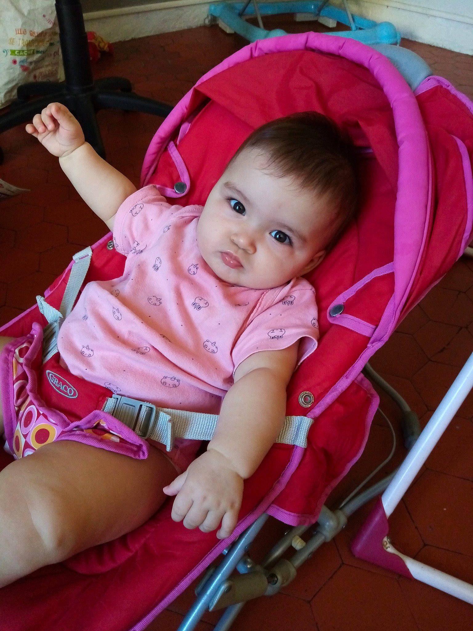 Hayley participe au concours pour gagner de l'argent avec cette photo : baby, baby_products, child, magenta, person, pink, product, skin, toddler