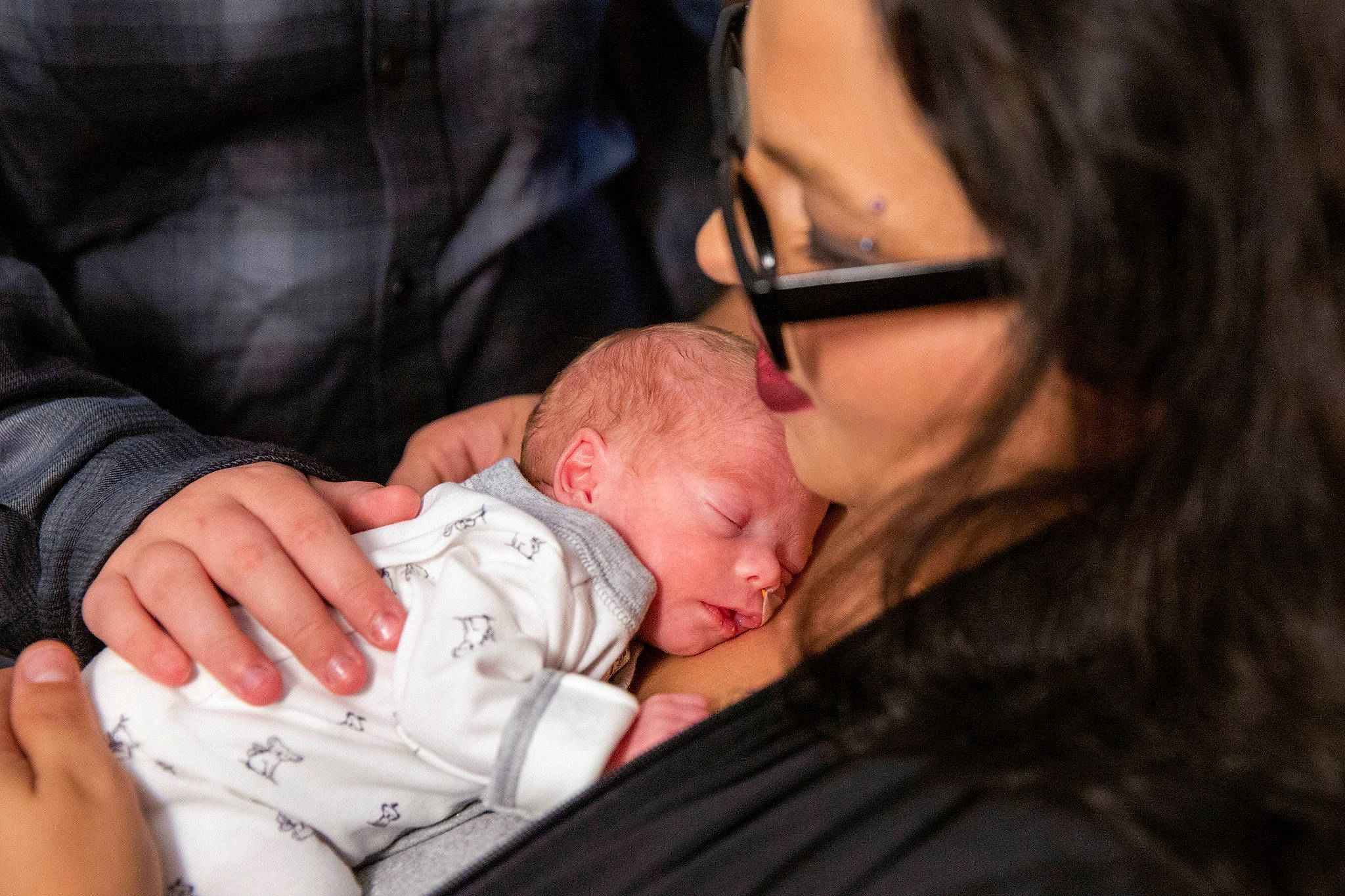 Stoney is registered to the contest to win money with this photo: baby, birth, child, childbirth, hand, person, sleep, toddler