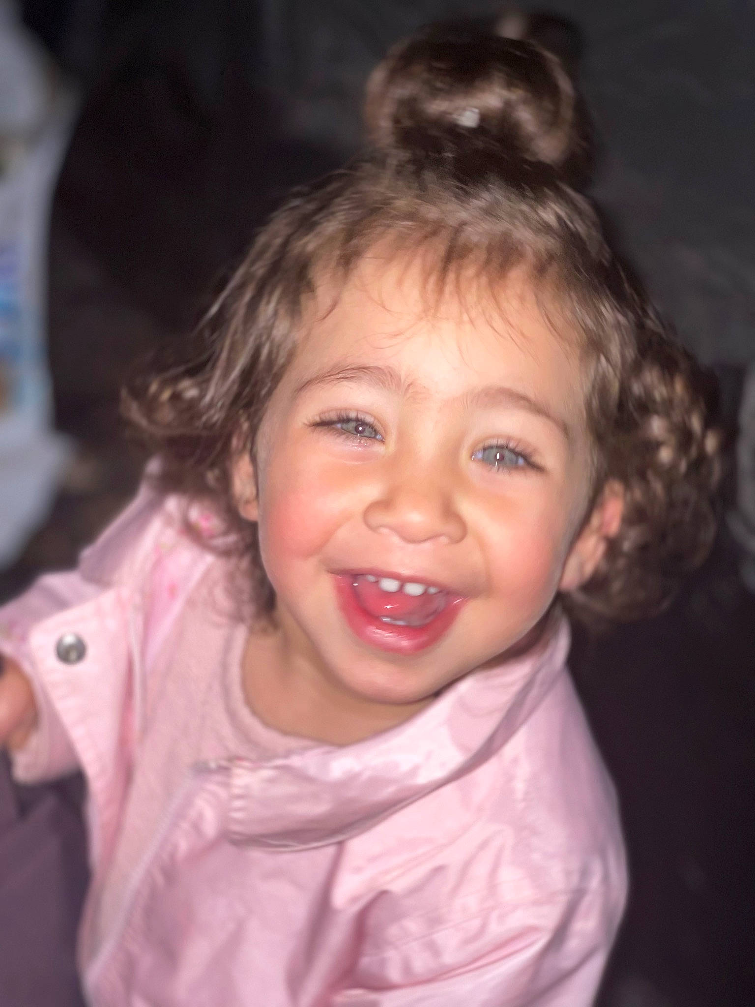 Assinet a rejoint le concours — aidez-le/la à gagner de superbes lots ! cheek, chin, ear, eye, eyebrow, eyelash, face, facial_expression, forehead, happy, head, iris, jaw, joy, lip, mouth, nose, organ, person, skin