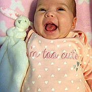 Ella is registered to the contest to win money with this photo: