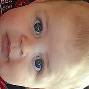 Ugo a rejoint le concours — aidez-le/la à gagner de superbes lots !