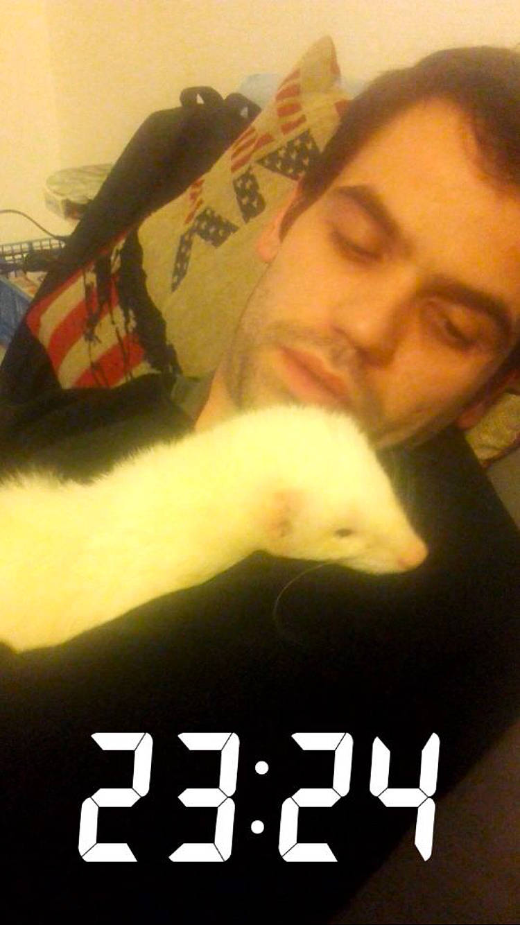 Laïko a rejoint le concours — aidez-le/la à gagner de superbes lots ! cheek, flesh, lip, nose, person, photo_caption, photography, selfie