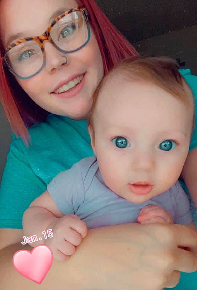 Hazelee is registered to the contest to win money with this photo: baby_toddler_clothing, cheek, child, eye, eyebrow, eyewear, face, facial_expression, forehead, glasses, hand, head, iris, joy, lip, mouth, nose, organ, person, skin