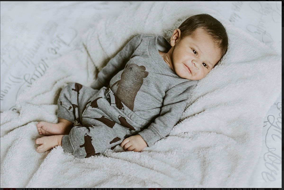 Jaime is registered to the contest to win money with this photo: child, girl, infant, person, sleep, textile, toddler, winter