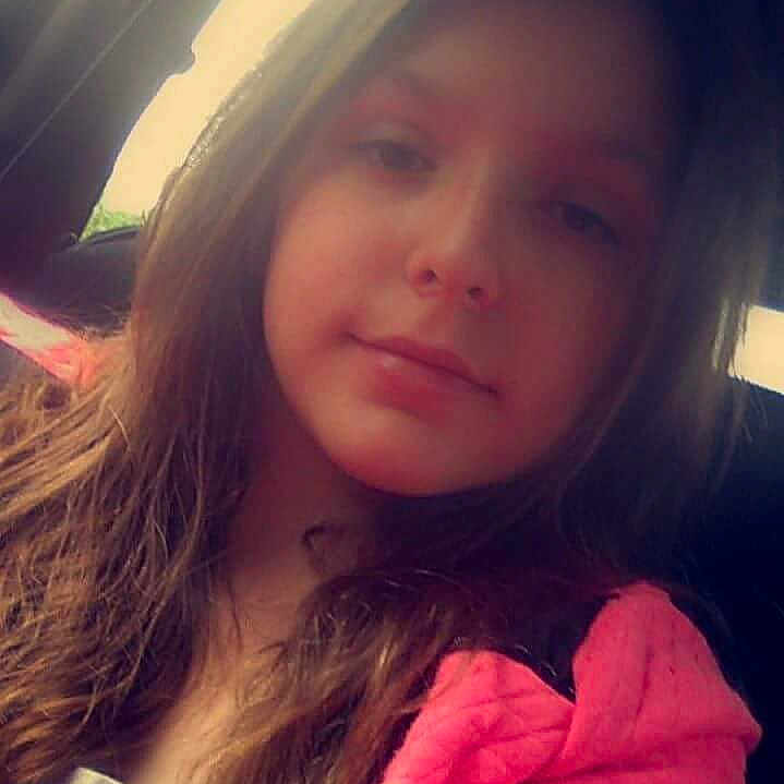 Ludivine participe au concours pour gagner de l'argent avec cette photo :