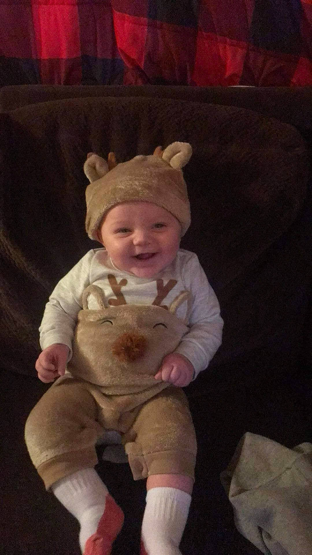 Major is registered to the contest to win money with this photo: baby, baby_toddler_clothing, cheek, chin, comfort, cool, eye, face, happy, head, headgear, headwear, human_body, iris, joy, mouth, nose, person, pink, skin