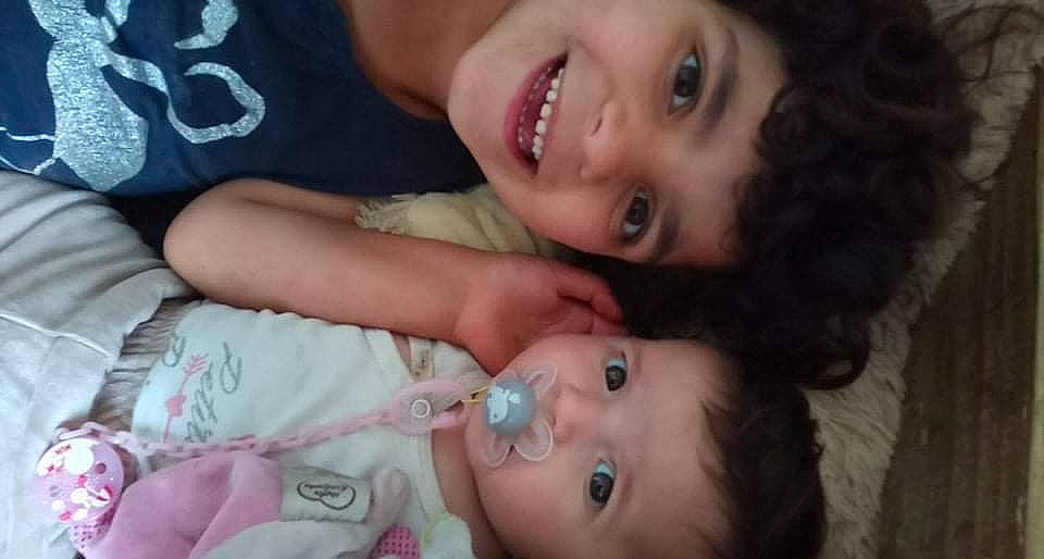 Jade participe au concours pour gagner de l'argent avec cette photo : cheek, chin, ear, eye, eyebrow, eyelash, face, forehead, hair, happy, head, human_body, joy, lip, mouth, nose, organ, person, photograph, skin