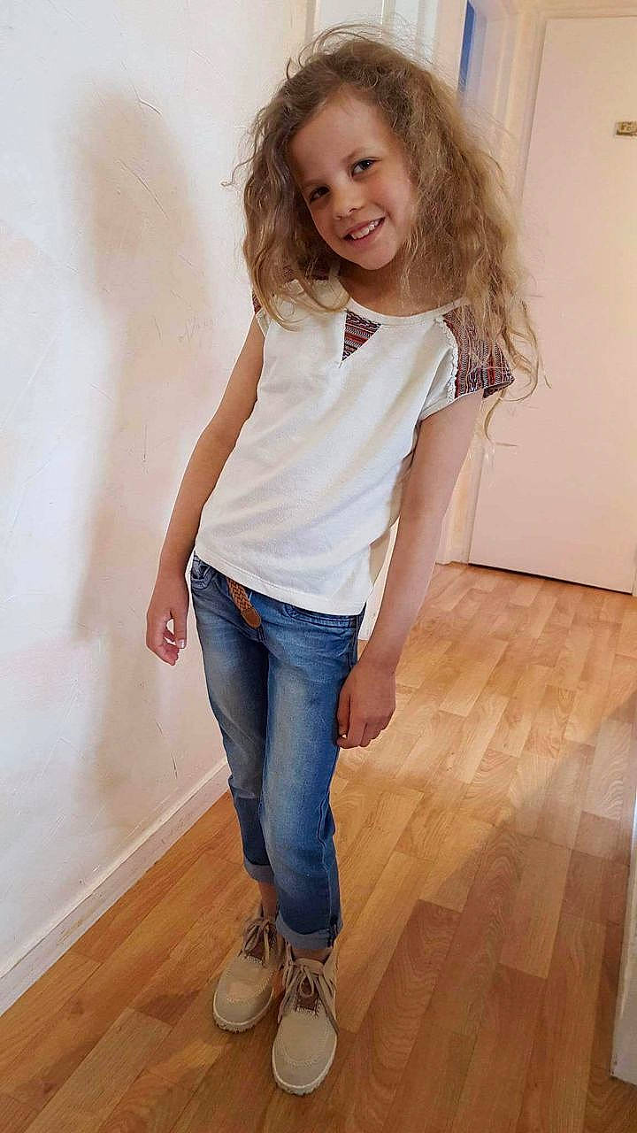 Merryl participe au concours pour gagner de l'argent avec cette photo :