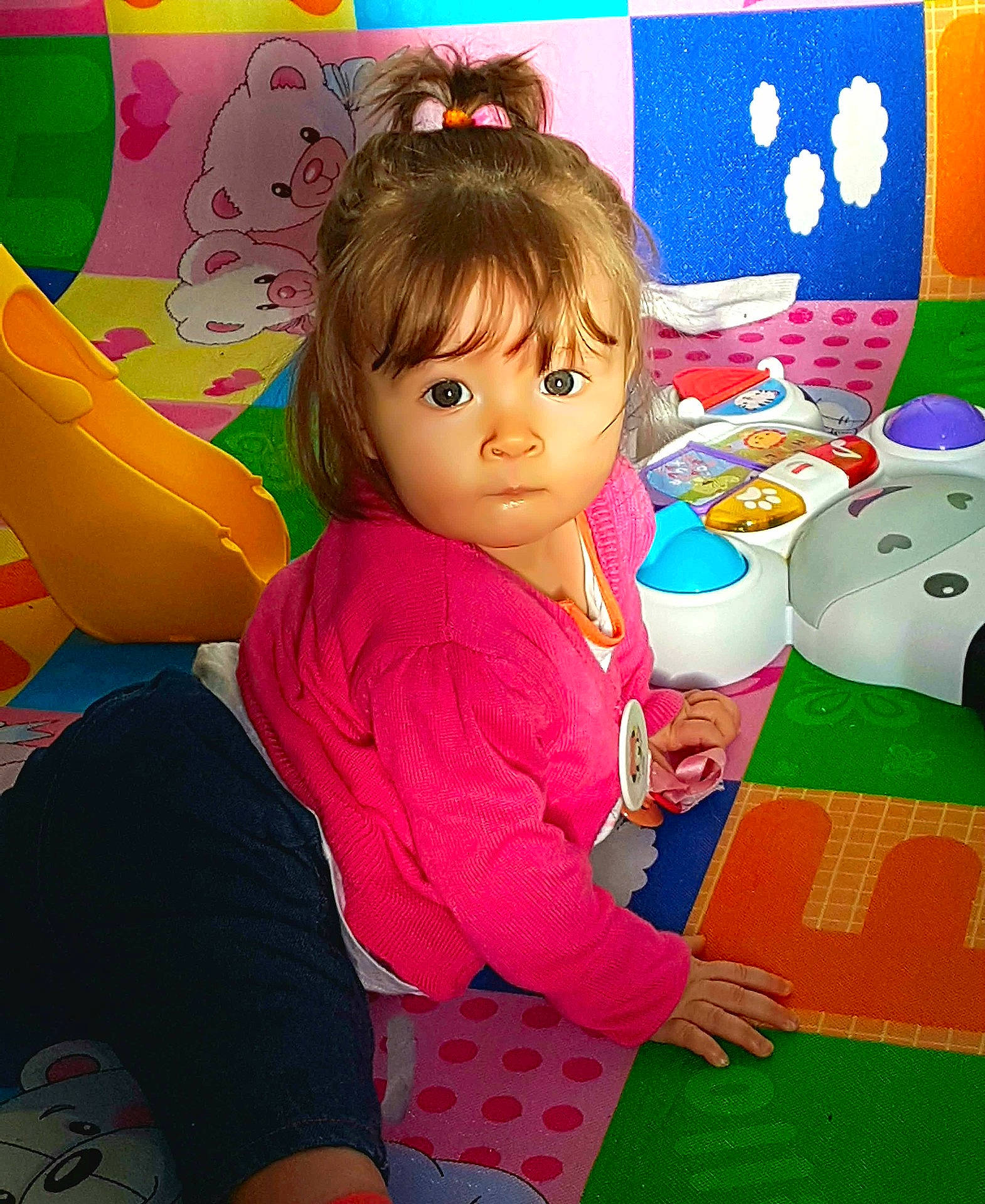 Aline a rejoint le concours — aidez-le/la à gagner de superbes lots ! baby_products, cheek, child, day, eye, fun, girl, infant, iris, kindergarten, leisure, mouth, person, pink, play, product, skin, smile, toddler, toy