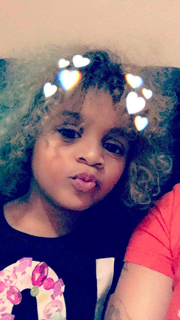 Azeylea is registered to the contest to win money with this photo: beauty, black_hair, cheek, cool, eyelash, face, flower, hair, hairstyle, lady, lip, nose, person, photography, plant, portrait, selfie