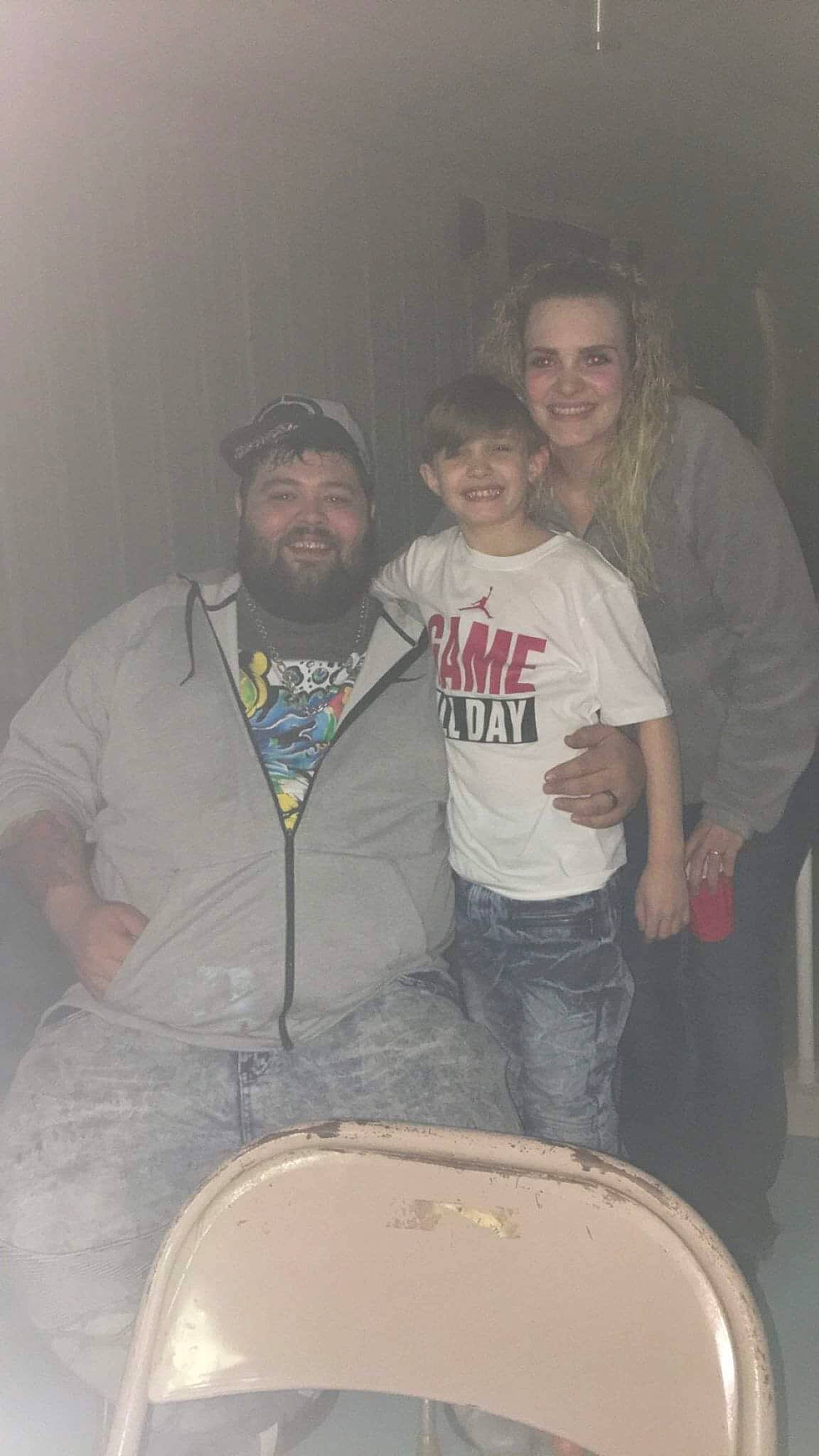 Aydin is registered to the contest to win money with this photo: fun, joy, person, smile