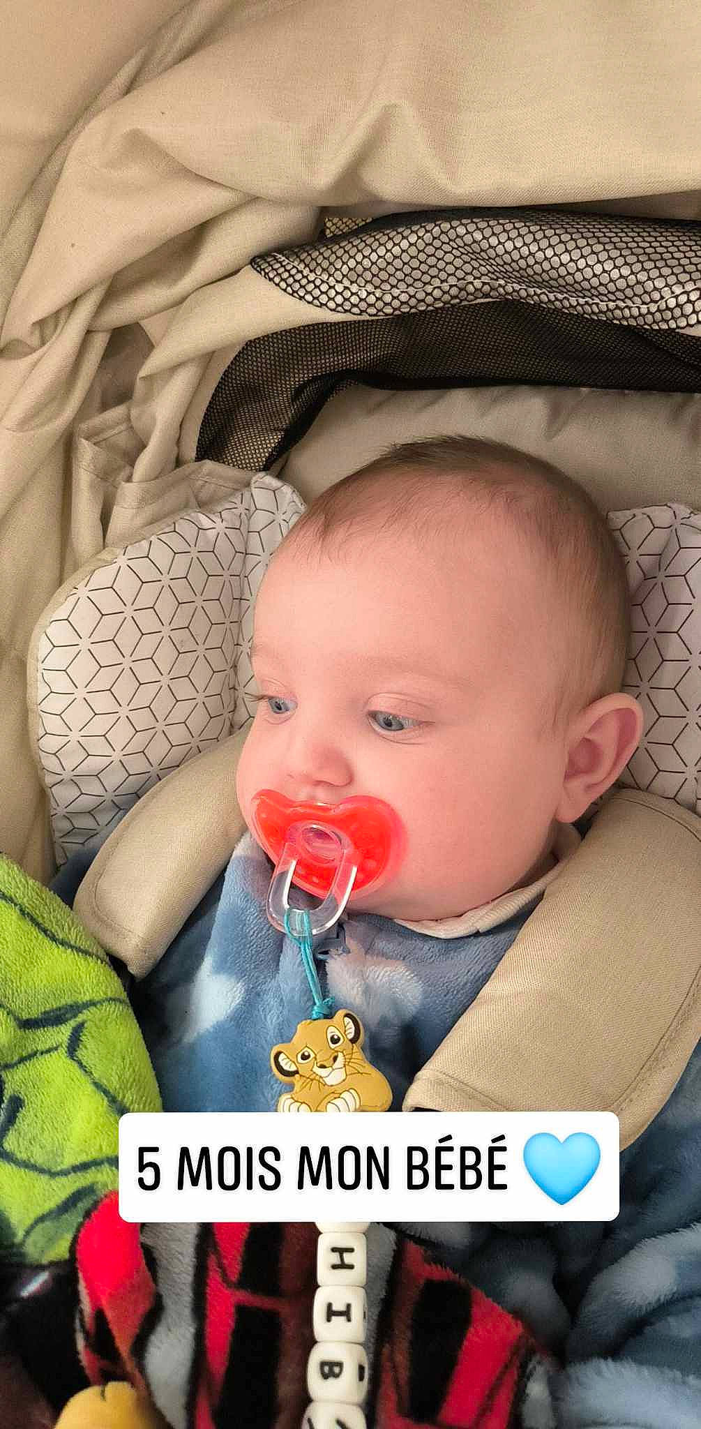 Thibault a rejoint le concours — aidez-le/la à gagner de superbes lots ! baby, baby_products, baby_toddler_clothing, cheek, child, chin, comfort, ear, eye, eyebrow, eyelash, hairstyle, happy, iris, lip, mouth, nose, person, product, skin