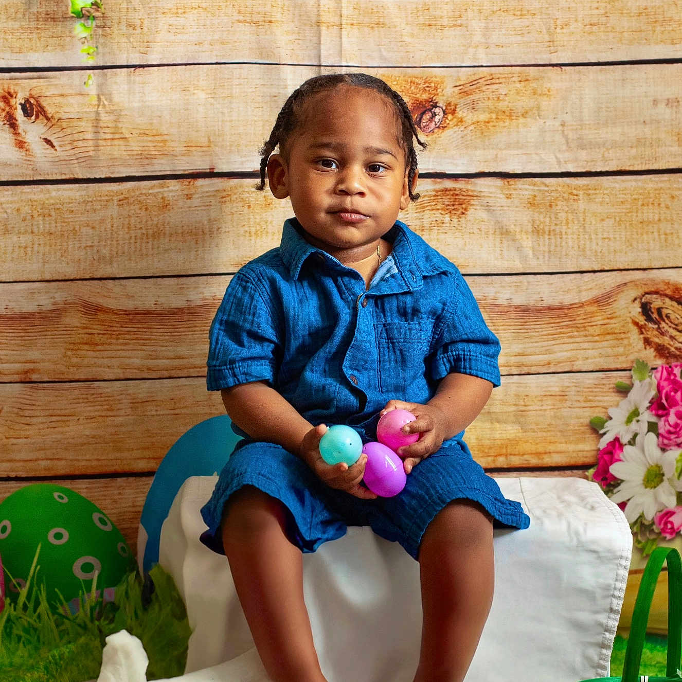 Airo is registered to the contest to win money with this photo: balloon, bathroom, child, clothing, egg, face, female, food, girl, head, indoors, interiordesign, pants, person, photography, portrait, purple, shorts, sitting, sphere