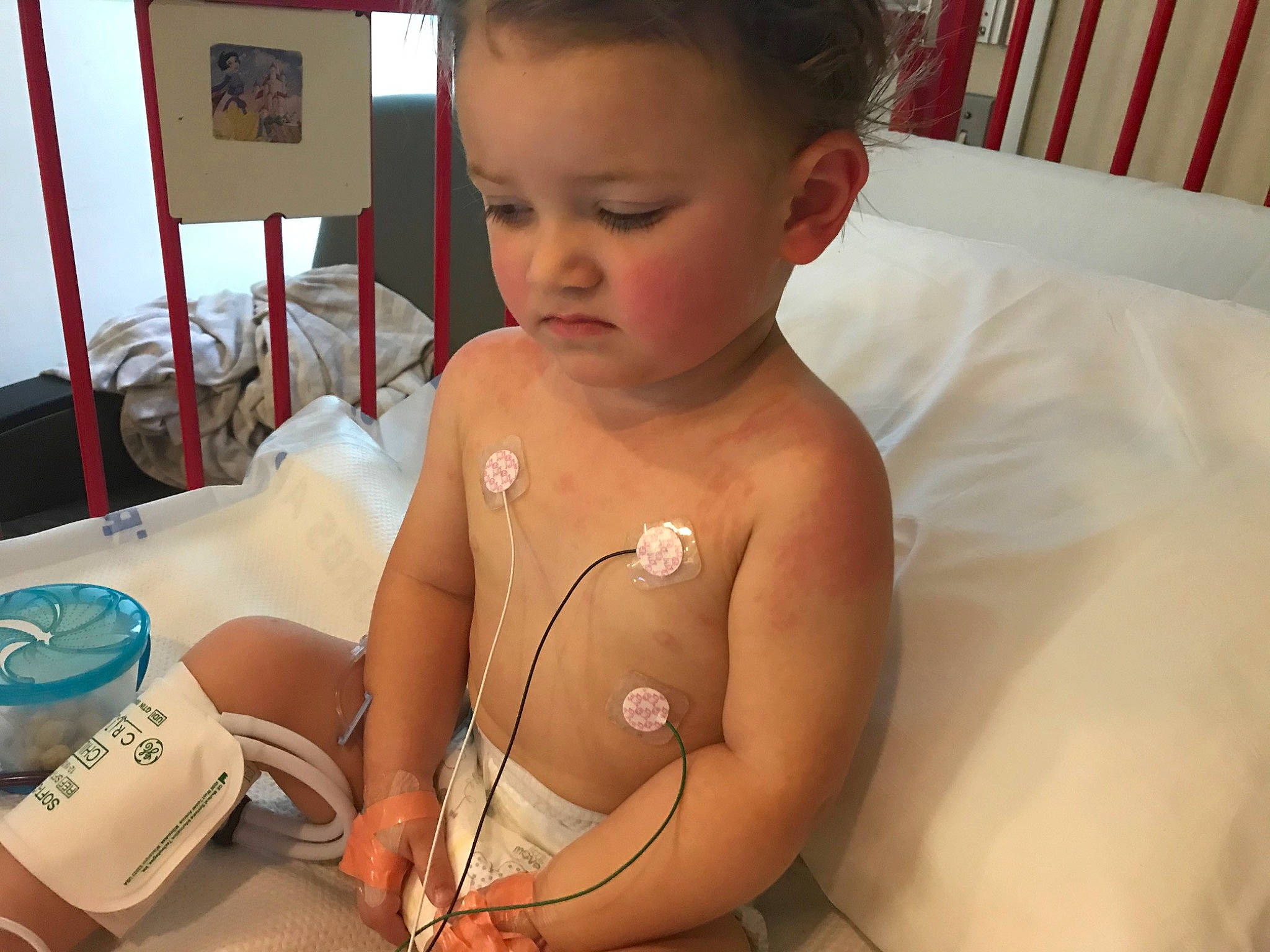 Lakelyn is registered to the contest to win money with this photo: abdomen, arm, baby, bathing, birth, cheek, chest, child, ear, neck, person, skin, toddler, trunk