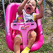 Mya is registered to the contest to win money with this photo: