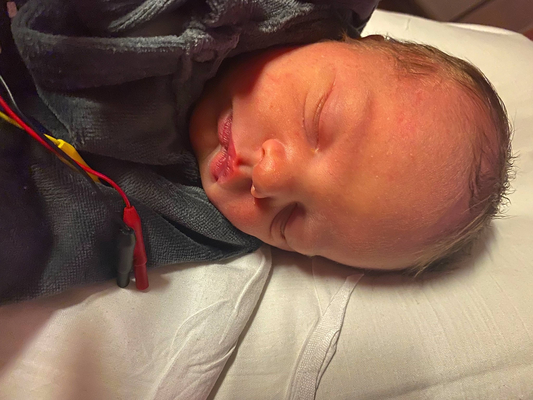 Taylor participe au concours pour gagner de l'argent avec cette photo : baby, baby_sleeping, baby_toddler_clothing, bedtime, cheek, child, comfort, eyebrow, face, forehead, lip, mammal, nap, nose, person, skin, sleep, toddler