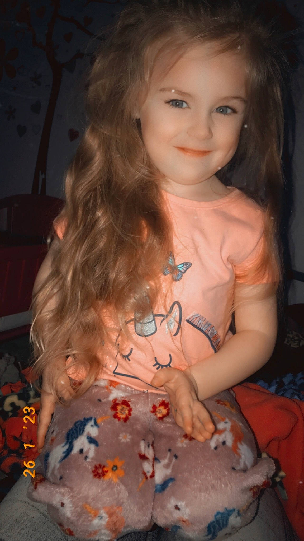 Carly is registered to the contest to win money with this photo: beauty, blond, brown_hair, cheek, child, eyelash, facial_expression, flash_photography, fun, happy, head, iris, joy, lip, nose, organ, people, person, skin, smile