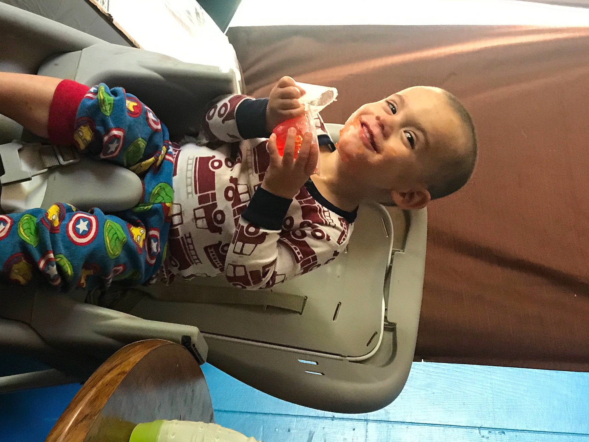 Emiliano is registered to the contest to win money with this photo: aerospace_engineering, arm, auto_part, automotive_design, elbow, eyewear, fictional_character, finger, fun, gesture, glove, hand, human_leg, joy, leisure, person, personal_protective_equipment, recreation, sports_gear, tattoo