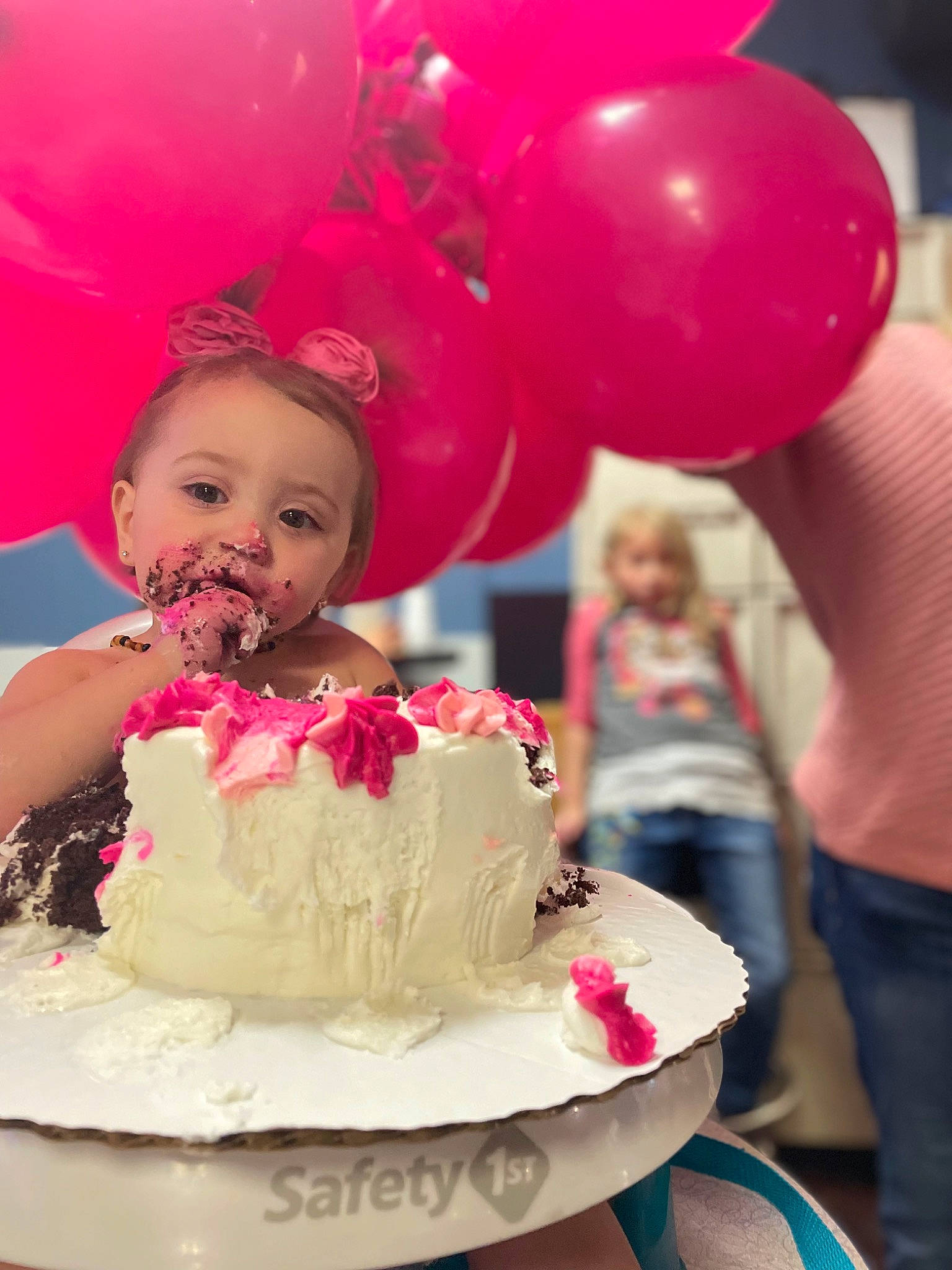 Sommer joined the competition — help win amazing prizes! baked_goods, balloon, birthday, birthday_cake, birthday_party, blurred, cake, cake_decorating, cake_decorating_supply, dessert, dress, event, food, fun, happy, magenta, person, pink, smile, sugar_cake