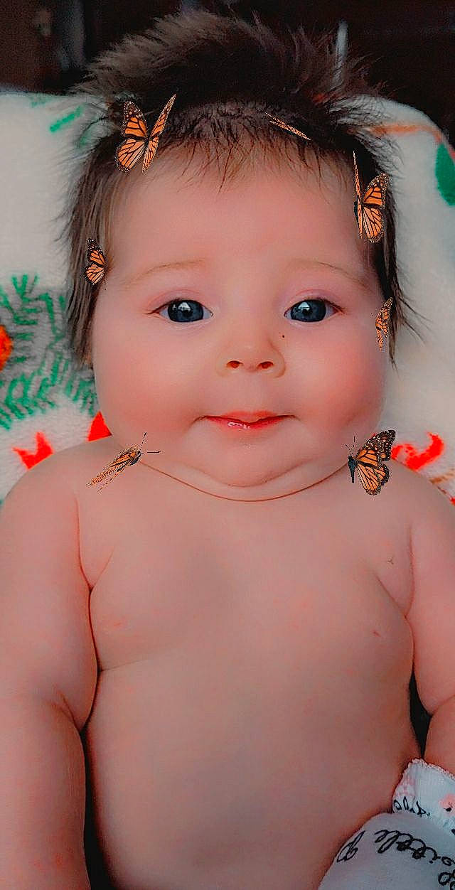 Taylynn is registered to the contest to win money with this photo: arm, cheek, chin, eye, eyebrow, eyelash, forehead, hair, hairstyle, hand, happy, human_body, lip, mouth, muscle, neck, nose, organ, person, shoulder