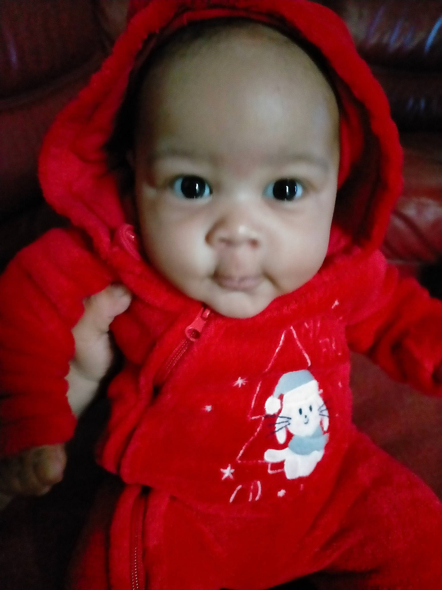 Ayomidé a rejoint le concours — aidez-le/la à gagner de superbes lots ! baby, baby_toddler_clothing, cheek, child, chin, eye, facial_expression, head, iris, jacket, lip, mammal, mouth, neck, nose, outerwear, person, product, skin, sleeve