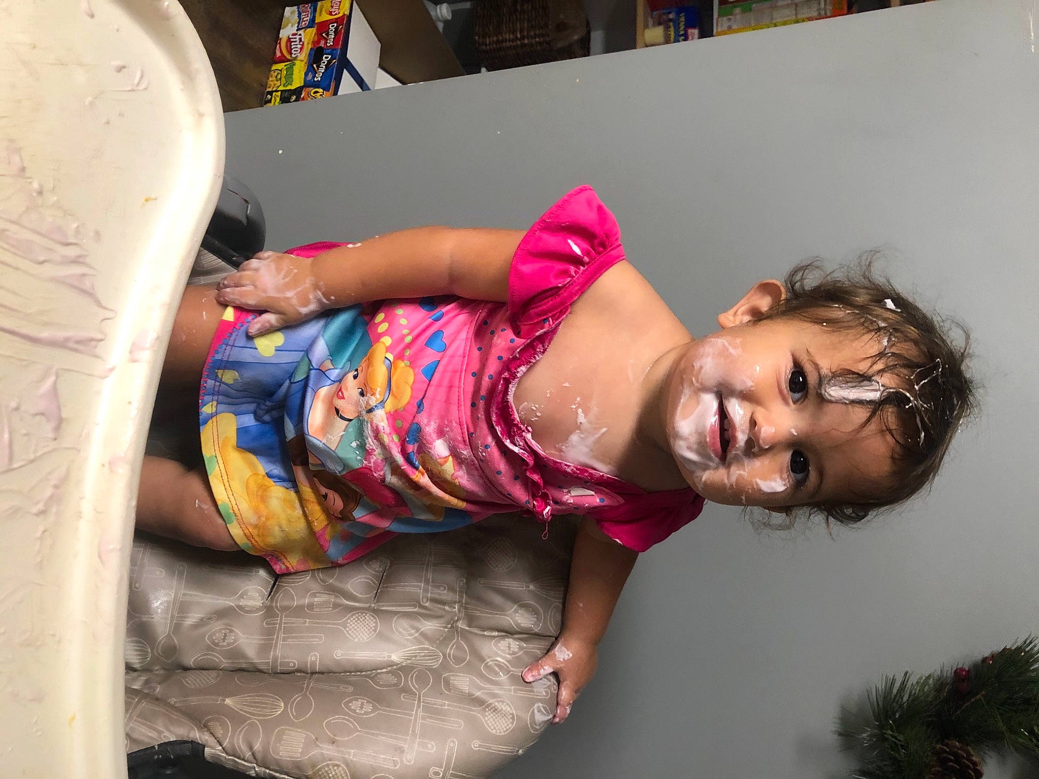 Juliette is registered to the contest to win money with this photo: baby_toddler_clothing, happy, human, mouth, person, pink, throat