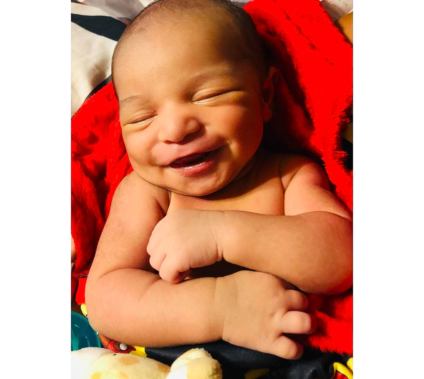 Princeton is registered to the contest to win money with this photo: baby, baby_laughing, baby_toddler_clothing, beauty, cheek, comfort, finger, fun, gesture, hand, happy, human_body, lip, mouth, nail, nose, person, skin, smile, thumb
